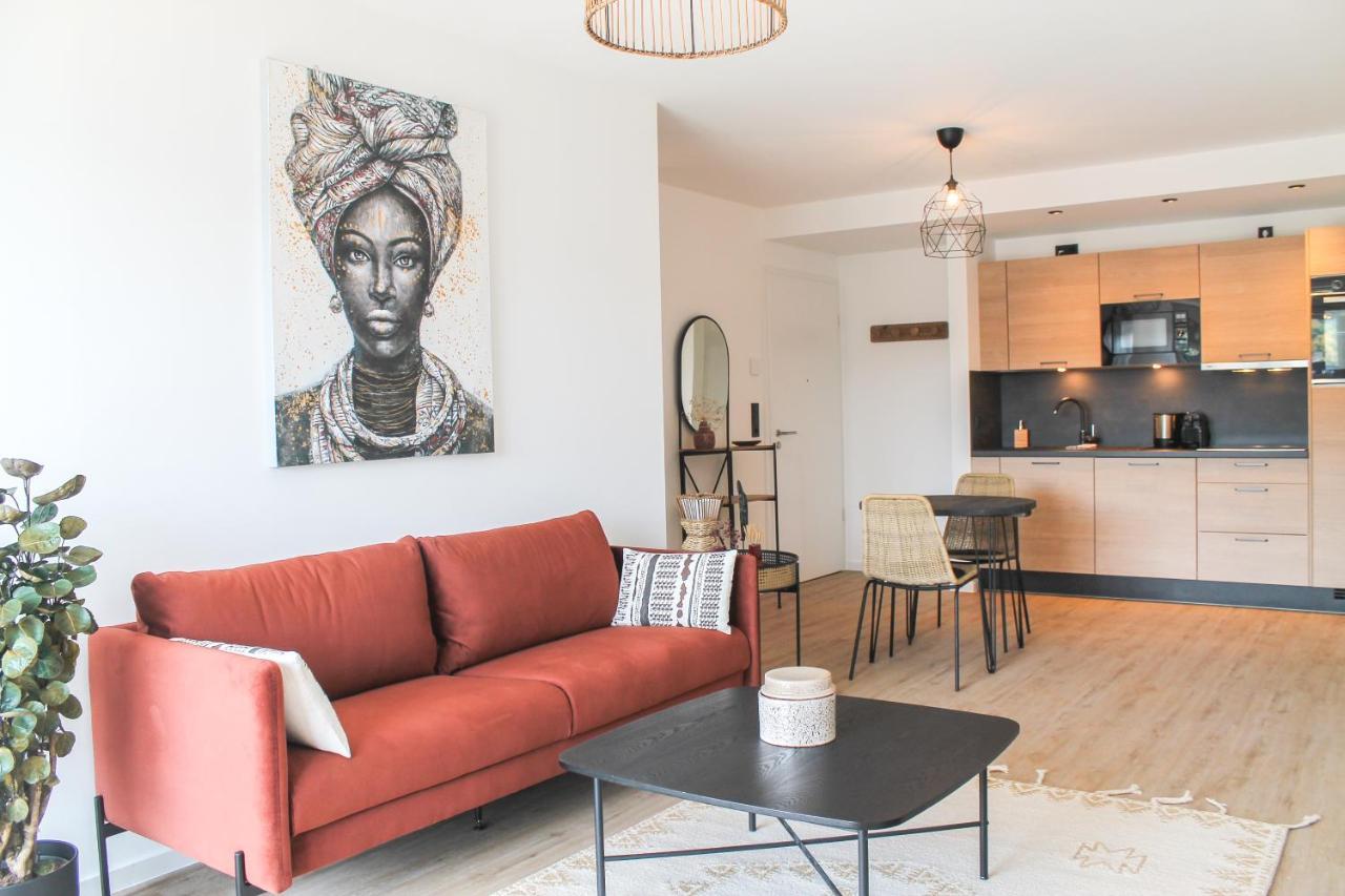 African-Style Apartment - Stadtnah, Parkplatz, E-Ladestation Fuer Auto & Fahrraeder, Gitterbox Fuer Fahrraeder, Fitnessstudio Koblenz  Kültér fotó